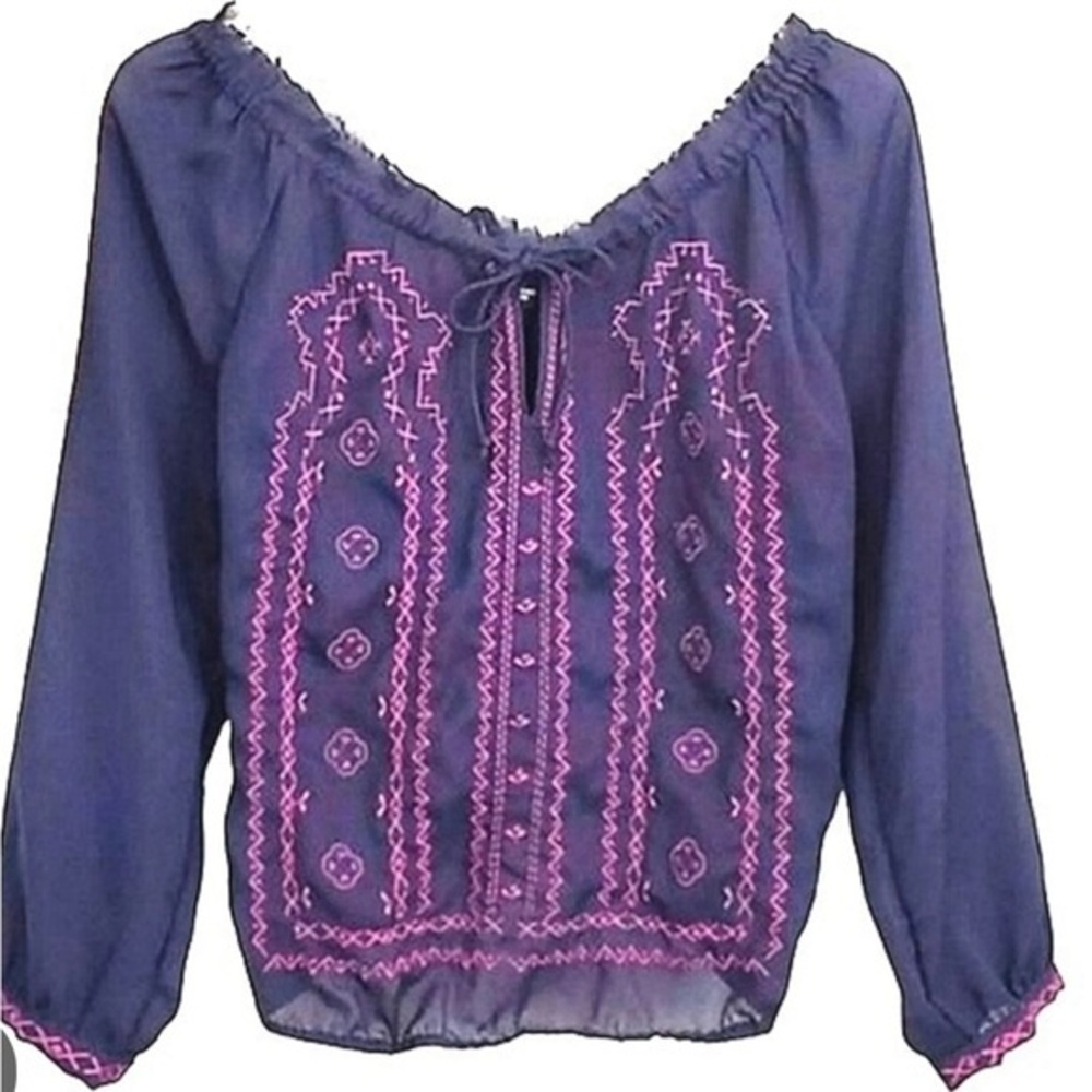 American Eagle top
